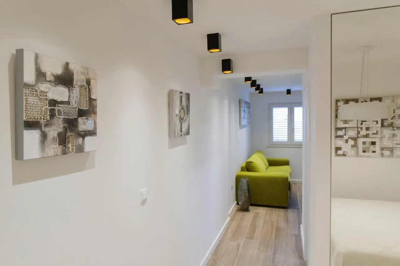 Apartman Toni Split 0*,  Croatia